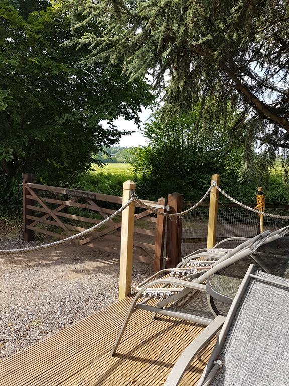 Latchmead Bed & Breakfast Stansted Mountfitchet Εξωτερικό φωτογραφία