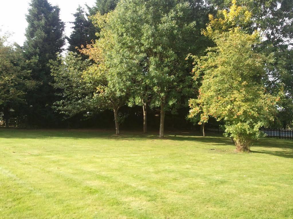 Latchmead Bed & Breakfast Stansted Mountfitchet Εξωτερικό φωτογραφία