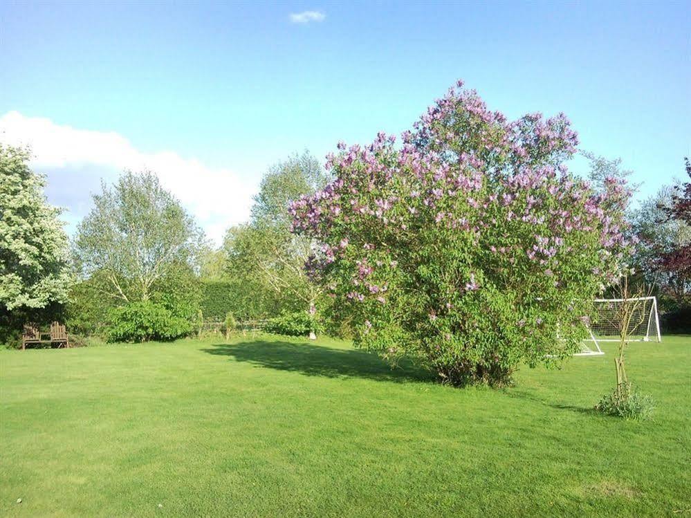 Latchmead Bed & Breakfast Stansted Mountfitchet Εξωτερικό φωτογραφία